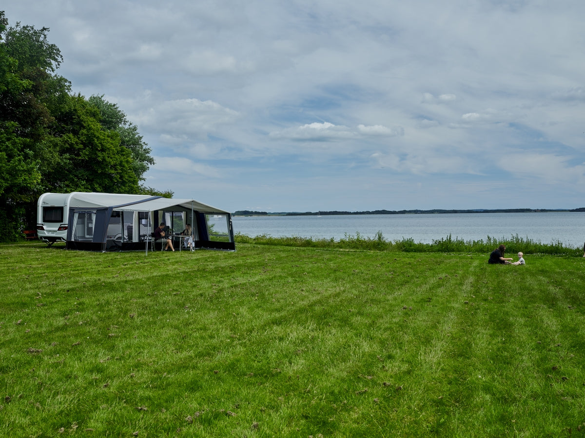 Isabella Atlas Seasonal Caravan Sun Canopy 2024 Onyx Outdoors