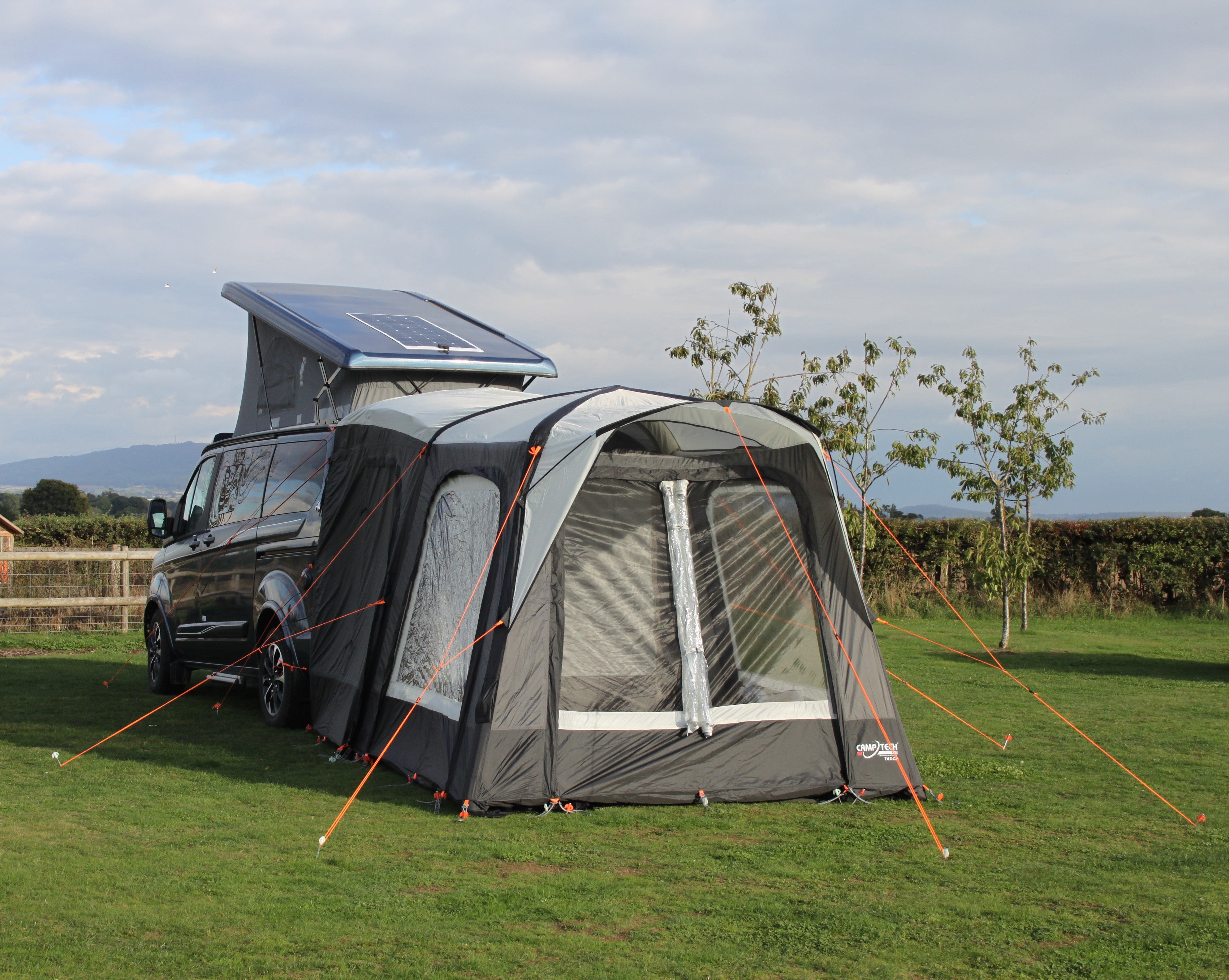 Camptech Motor Tudor Air Tailgate Awning FREE STORM STRAPS INC