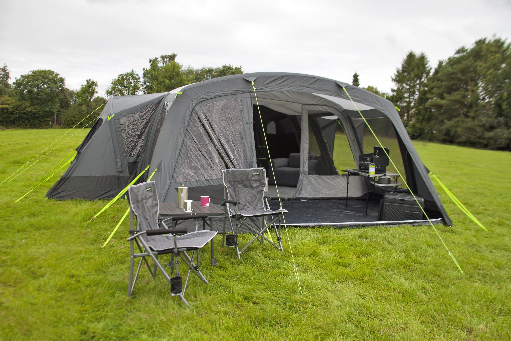 airedale 12 tent Outdoor Revolution Airedale 9.0 SEL AIr Tent w/ Side Annexe + Footprint
